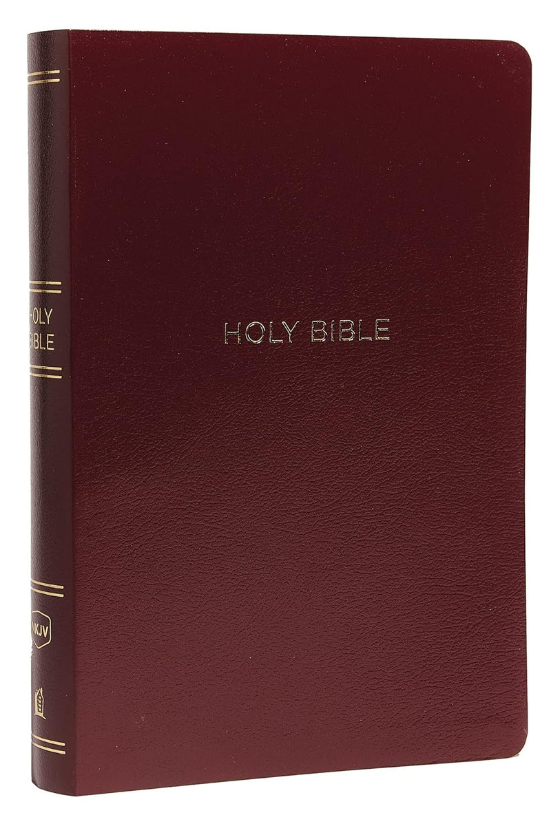 NKJV Holy Bible, Giant Print Center-Column Reference Bible byThomas Nelson