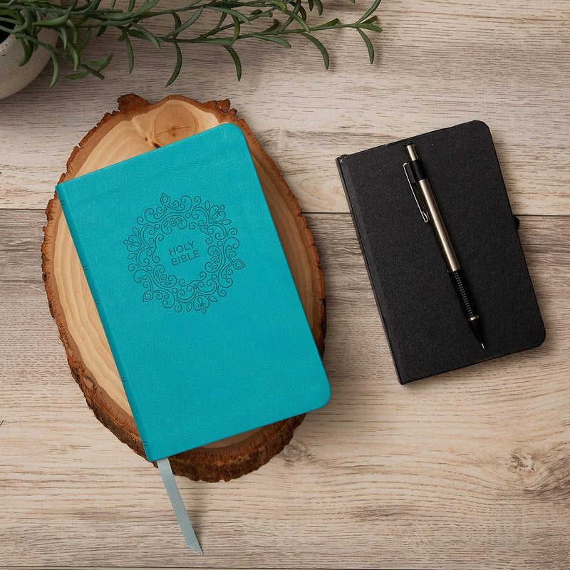 NKJV Value Thinline Bible, Compact by Thomas Nelson