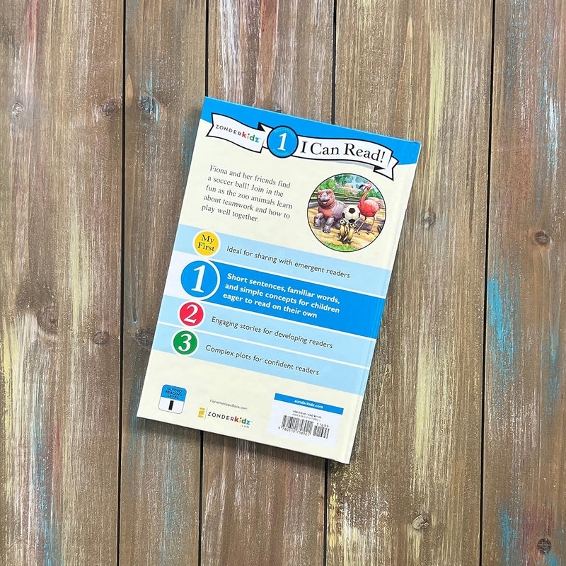 Fiona Plays Soccer: Level 1 by Richard Cowdrey, Donald Wu