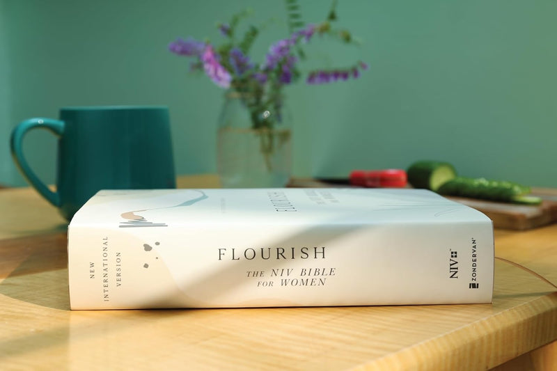 Flourish: The NIV Bible for Women by Livingstone Corporation