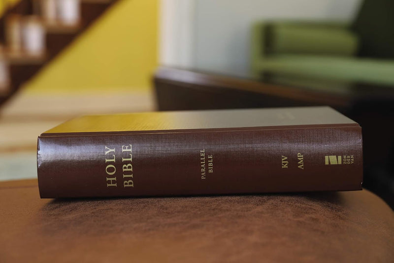 KJV AMP Paragraph Bible, Large Print, Hardcover  by Zondervan