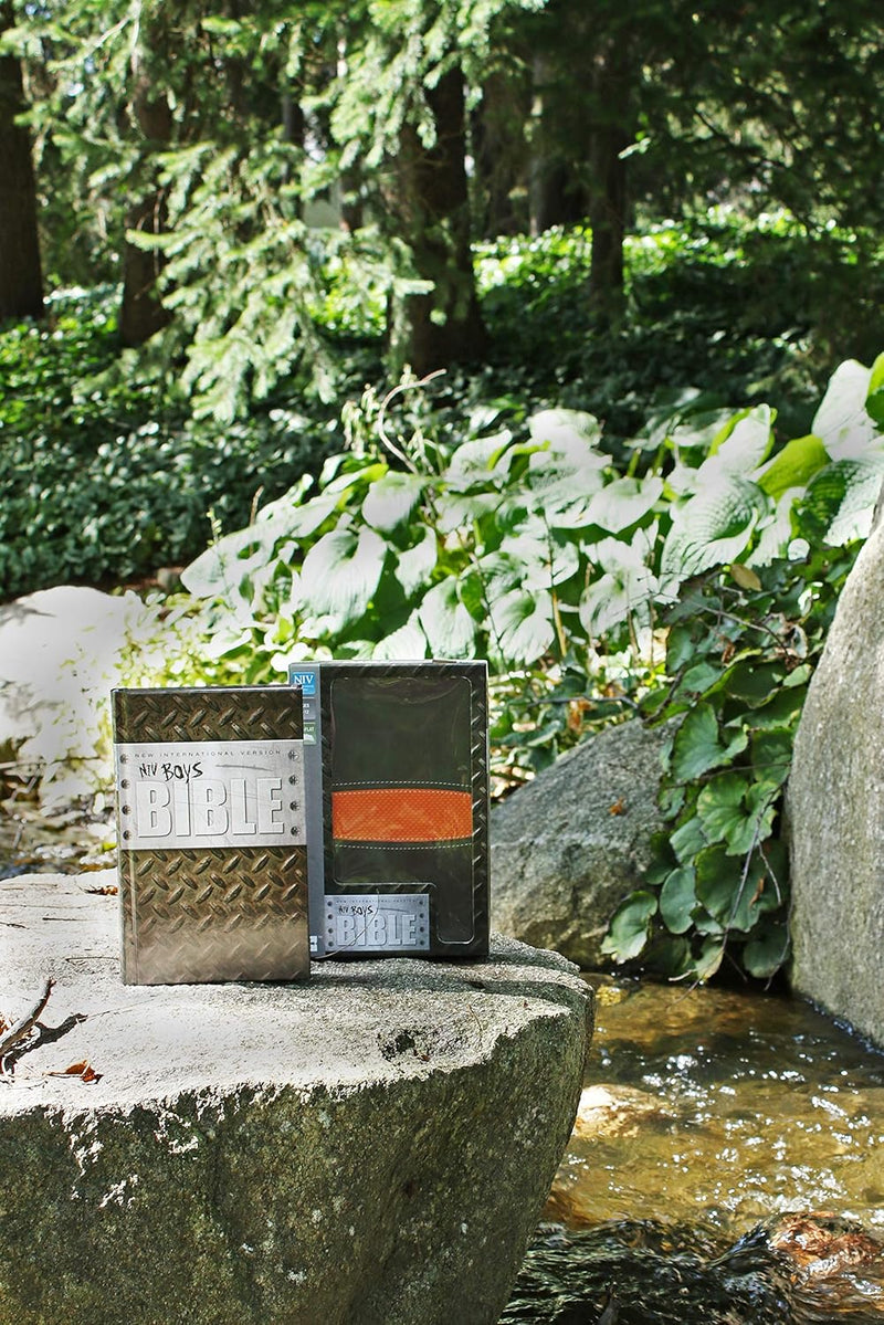 NIV Boys Bible by Zondervan