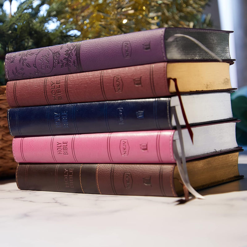 NKJV, Deluxe Gift Bible by Thomas Nelson Publishers