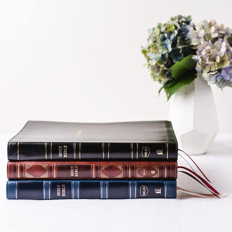 NKJ Thinline Reference Bible, Burgundy, Leathersoft by Thomas Nelson