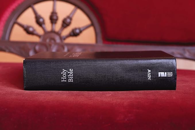 NIV Single-Column Pew and Worship Bible – Large Print by Zondervan