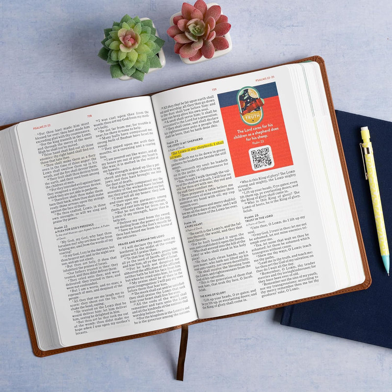 KJV Explorer Bible for Kids, Brown Leather Touch Placing God's Word in the Middle of God's World by Holman Bible Publishers