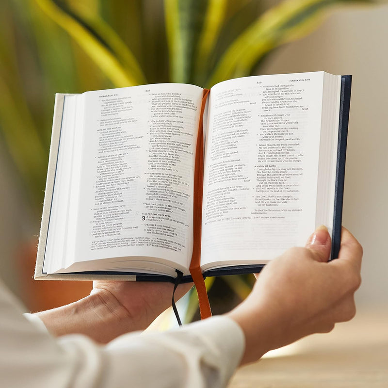 NKJV, Thinline Bible, Compact, Leathersoft, Burgundy, Red Letter, Comfort Print by Thomas Nelson