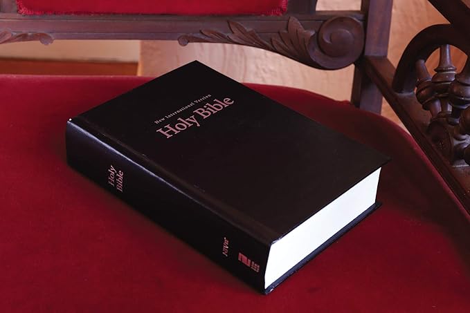NIV Single-Column Pew and Worship Bible – Large Print by Zondervan