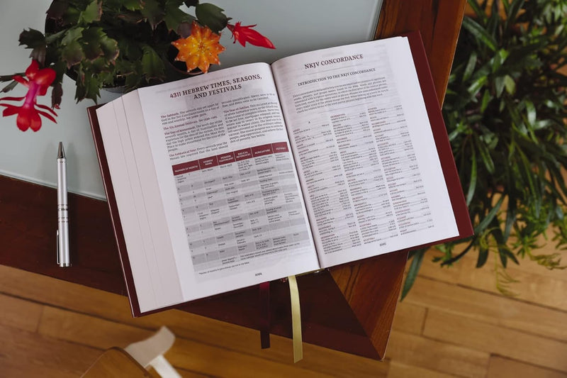 NKJV Thompson Chain‑Reference Bible by Frank Charles Thompson