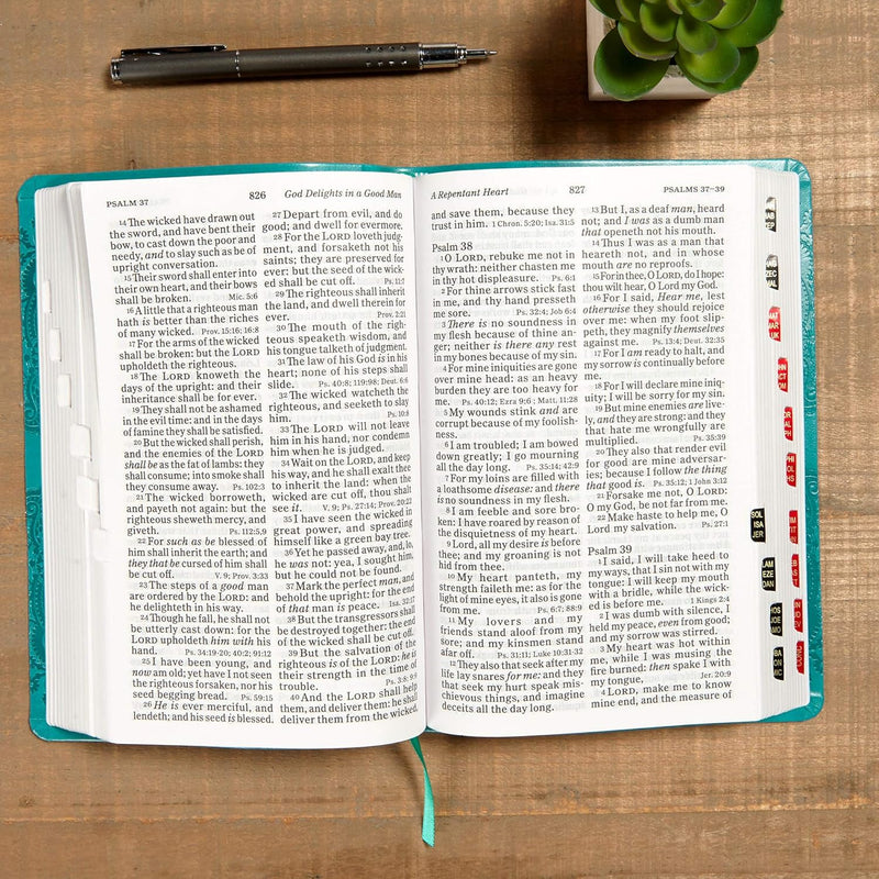 Holman KJV Bible: King James Version, Personal Size Reference Bible by Holman Bible Publishers