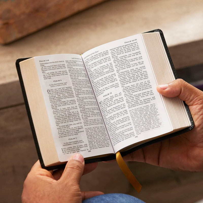 KJV Compact Bible w/ 43 by Thomas Nelson Publishers