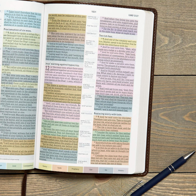 Holy Bible: King James Version, Rainbow Study Bible by Holman Bible Publishers