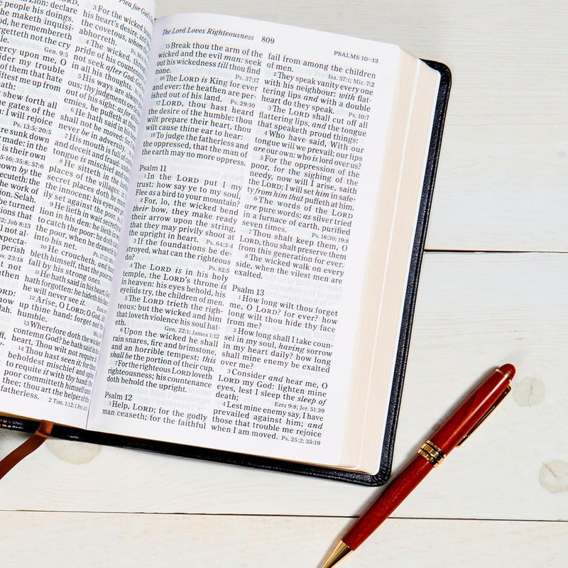 KJV-Referenzbibel in Großdruck, persönliche Größe, Anthrazit-Leder-Touch von Holman Bible Publishers