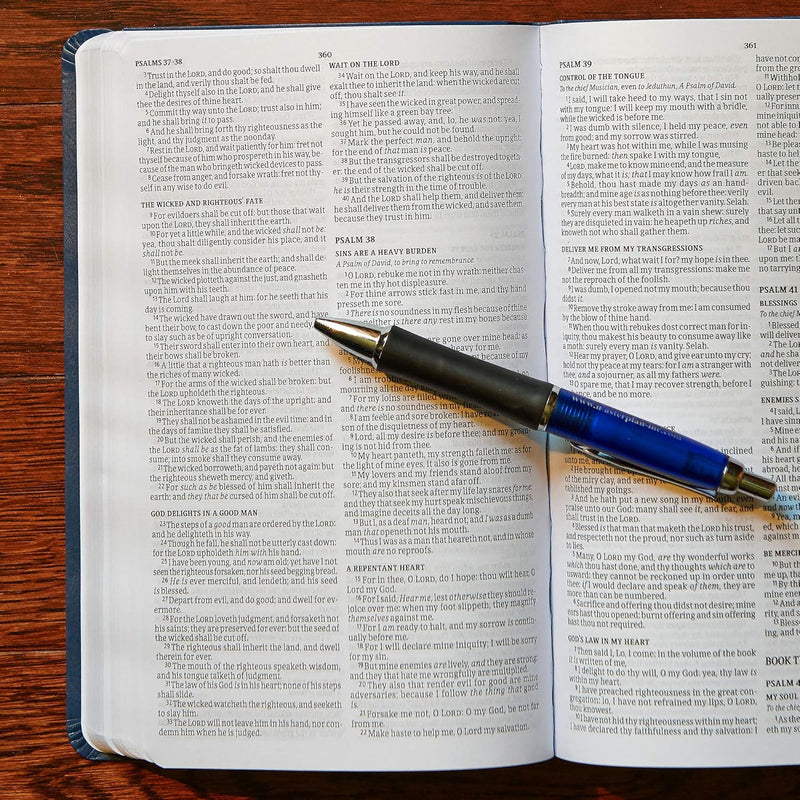 KJV Gift and Award Bible, Blue Imitation Leather by Holman Bible Staff