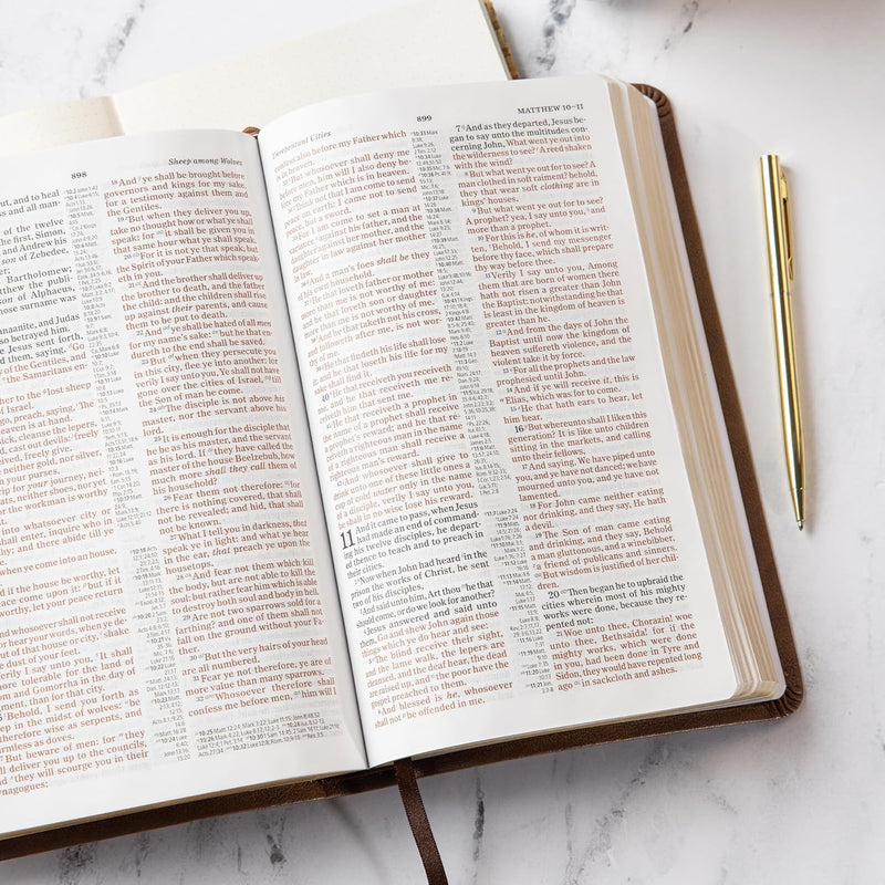 Holy Bible: KJV Thinline Reference Bible – Brown Leathertouch by Holman Bible Publishers