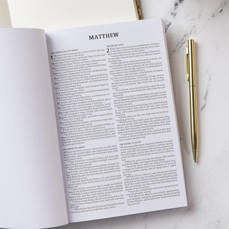 KJV Outreach Bible, Large Print Edition by Holman Bible Publishers