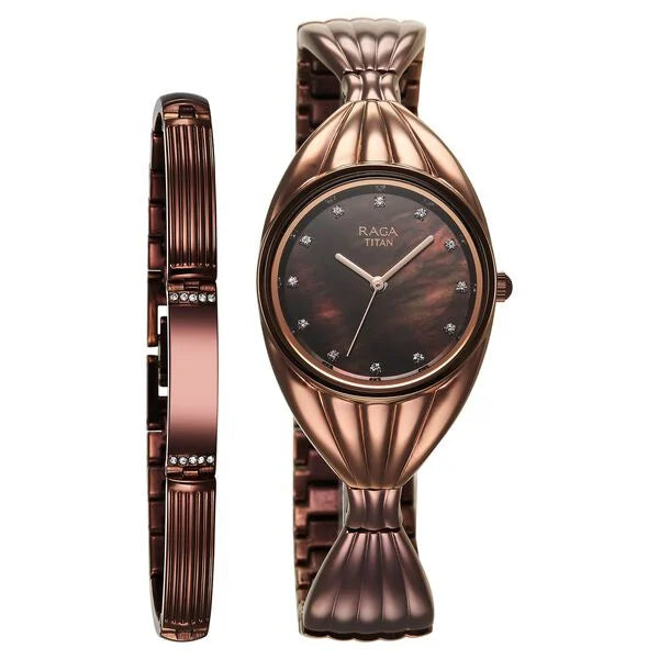 Titan Raga Memoirs Quarz Analog Perlmutt Zifferblatt mit braunem Metallarmband Uhr für Damen