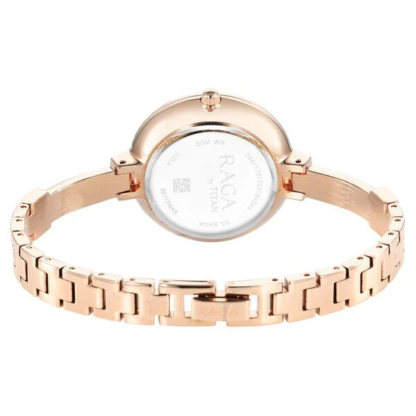 Titan Raga Showstopper Quarz Analog Armbanduhr mit mehrfarbigem Zifferblatt und Metallarmband für Damen 