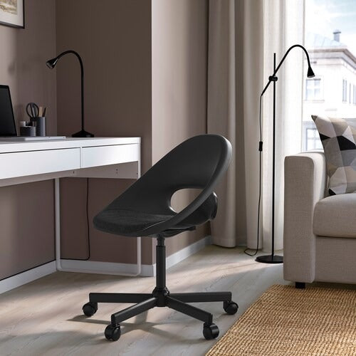 IKEA ELDBERGET / MALSKAR Swivel chair + pad, dark grey/black | IKEA Desk chairs for home | IKEA Desk chairs | Eachdaykart